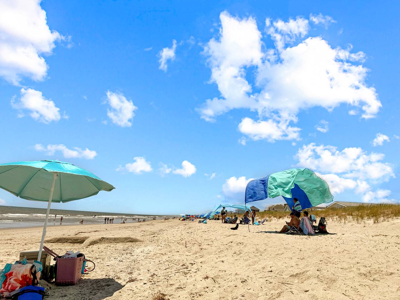 Shadow Lakes Retreat~Central location to Beaches, Golfing, Southport Ferry