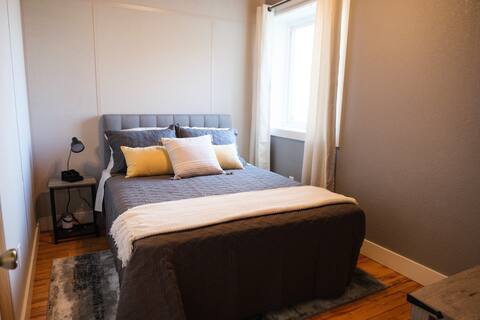 Trendy Loft in Historic Downtown Newark