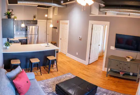 Trendy Loft in Historic Downtown Newark