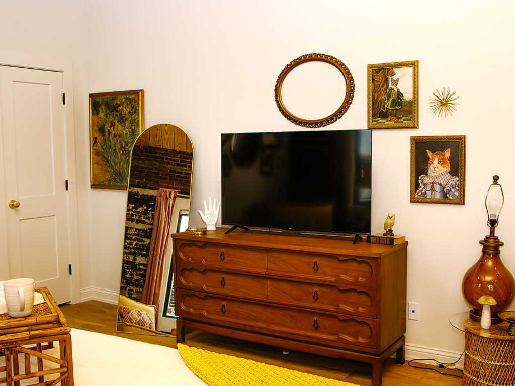 The Chassedi / Historic Downtown Hotel / Studio