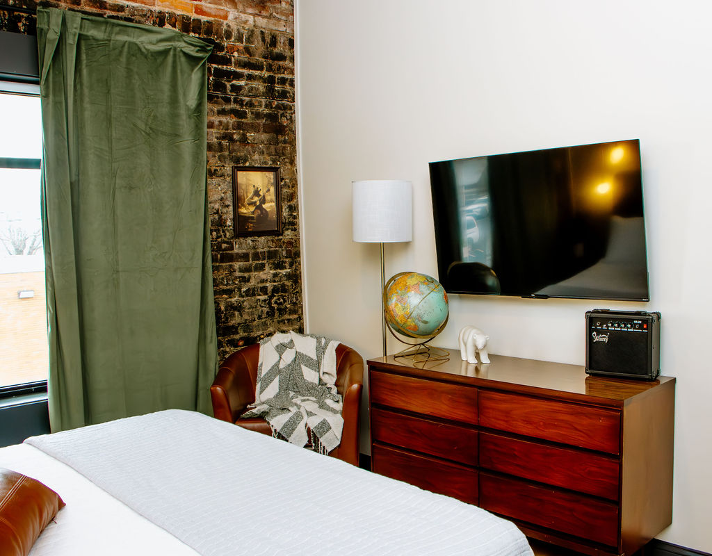 The Alexander Hotel - The Aaron Suite-2BR/2Bath