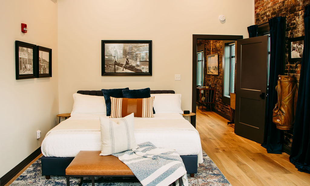 The Alexander Hotel - The Aaron Suite-2BR/2Bath