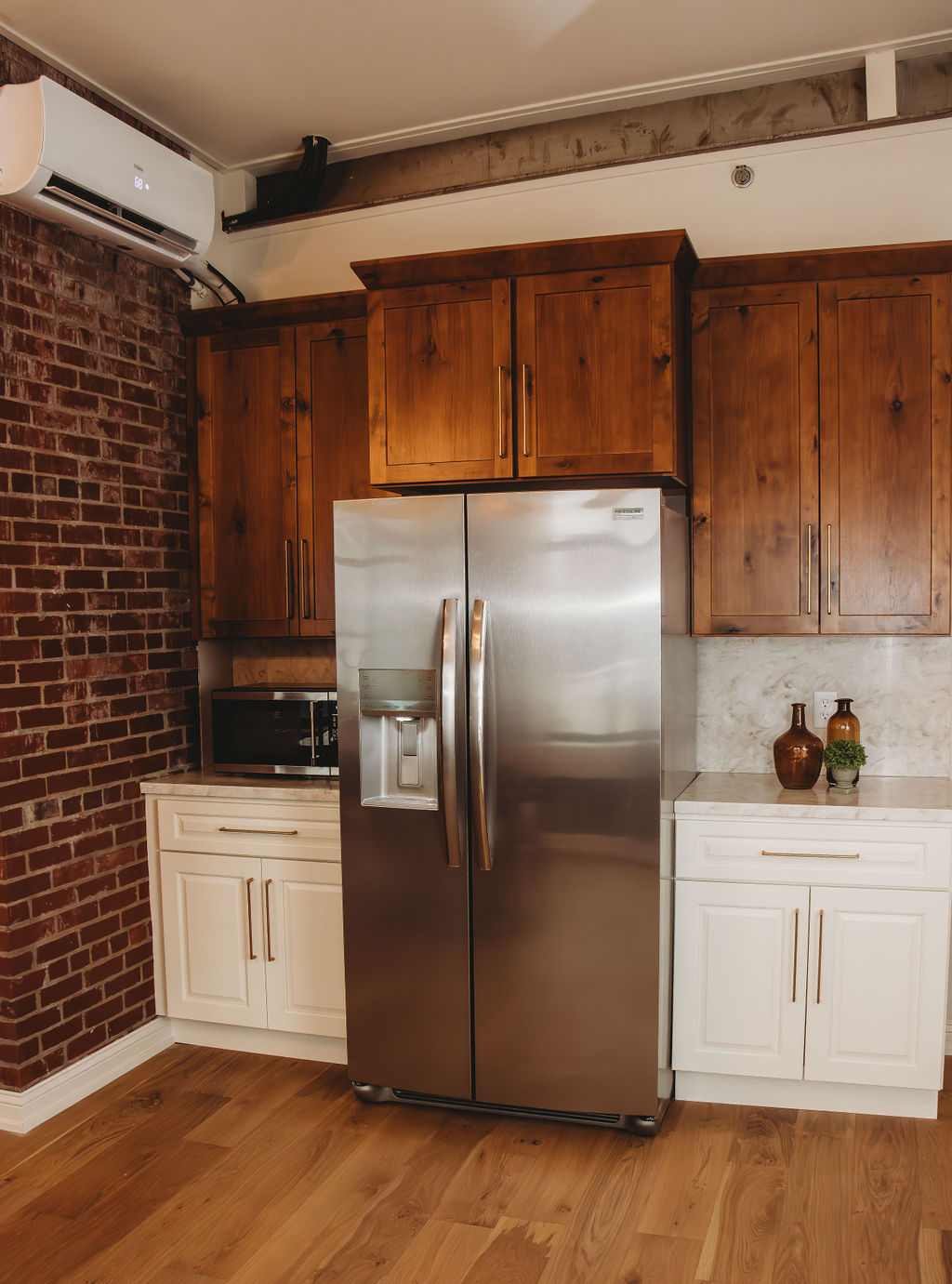 The Alexander Hotel -The Eleanor Suite - 2BR/2Bath