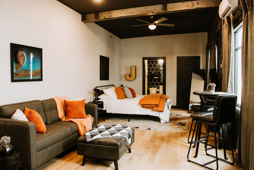 The Alexander Hotel-The Jackson Suite- Studio