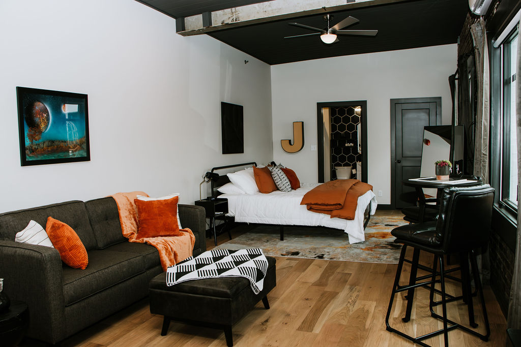 The Alexander Hotel-The Jackson Suite- Studio
