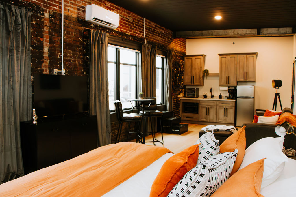 The Alexander Hotel-The Jackson Suite- Studio