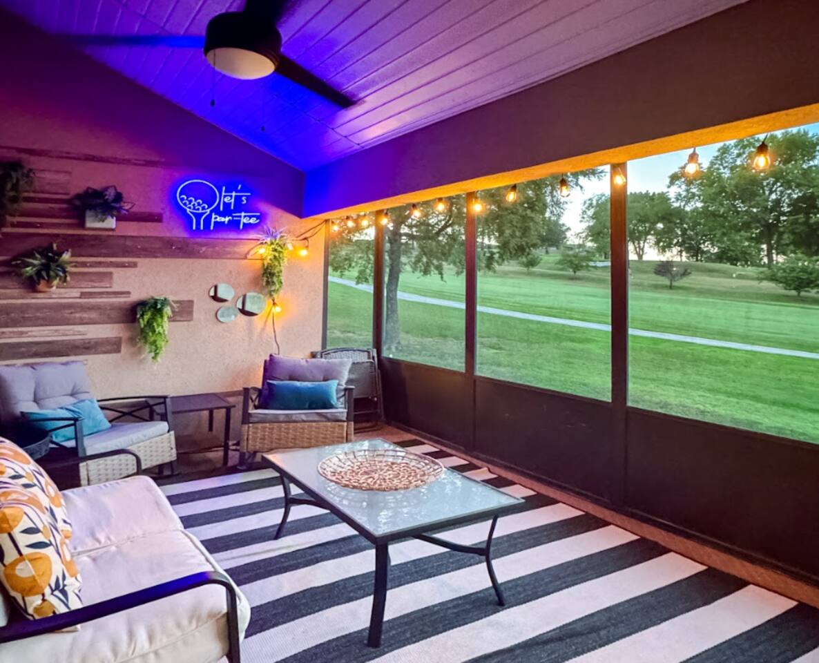 Indoor Pool, Hot tub, Pickleball, Golf, Fishing