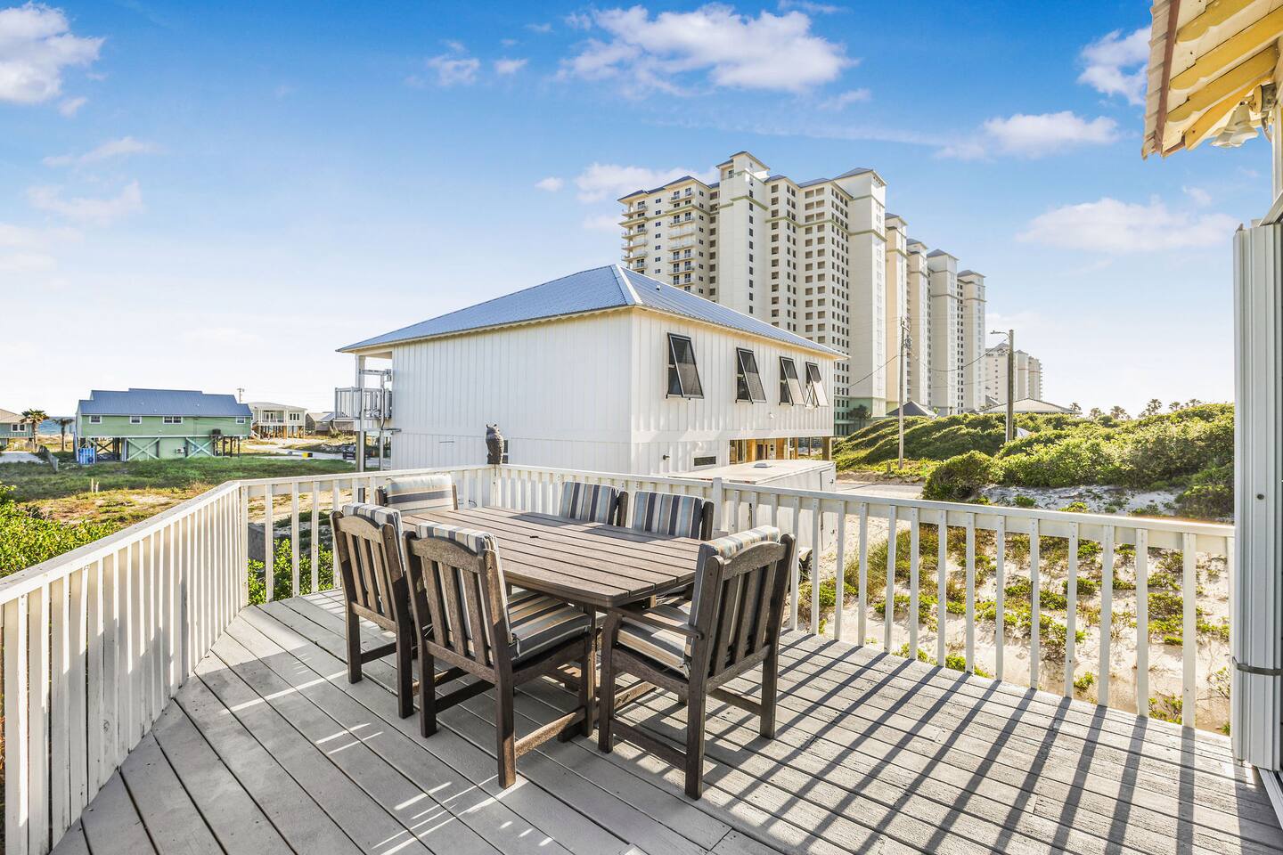 Large Family Ft Morgan Home - Sleeps 15