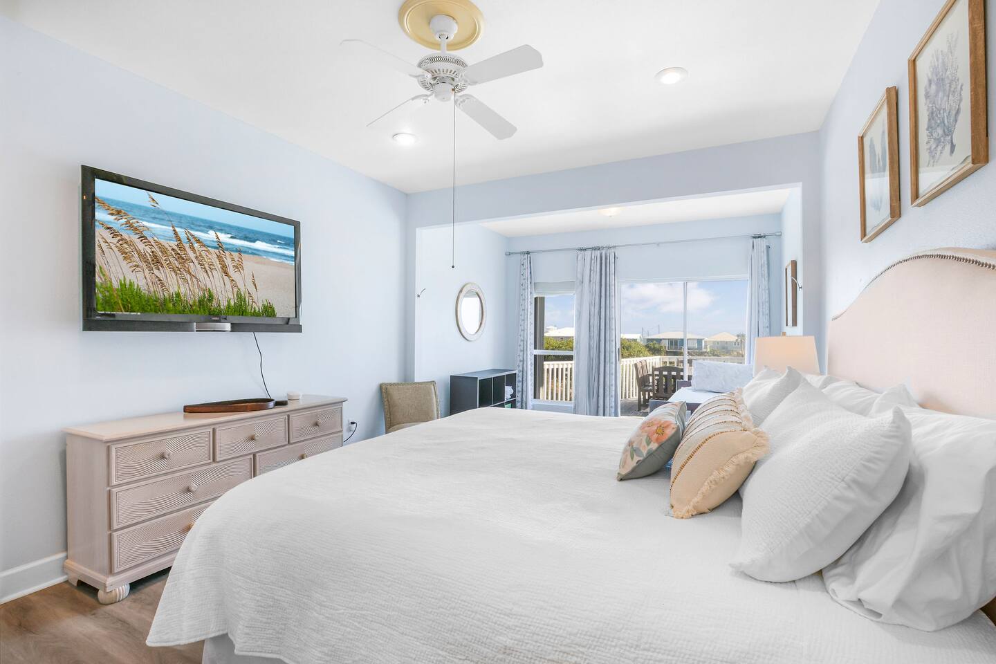 Large Family Ft Morgan Home - Sleeps 15
