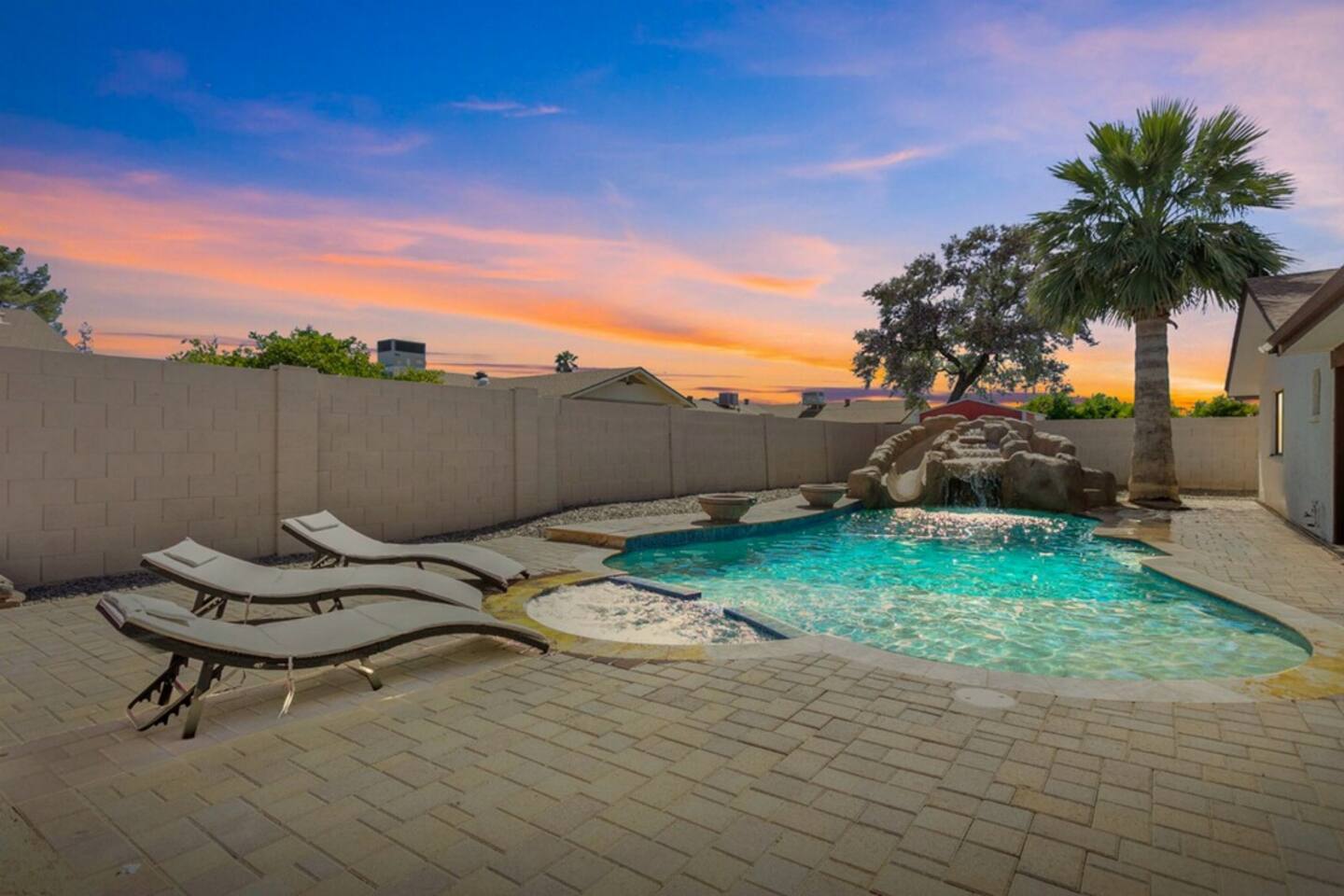 6BR Mesa Pool Spa Slide Sleeps 15