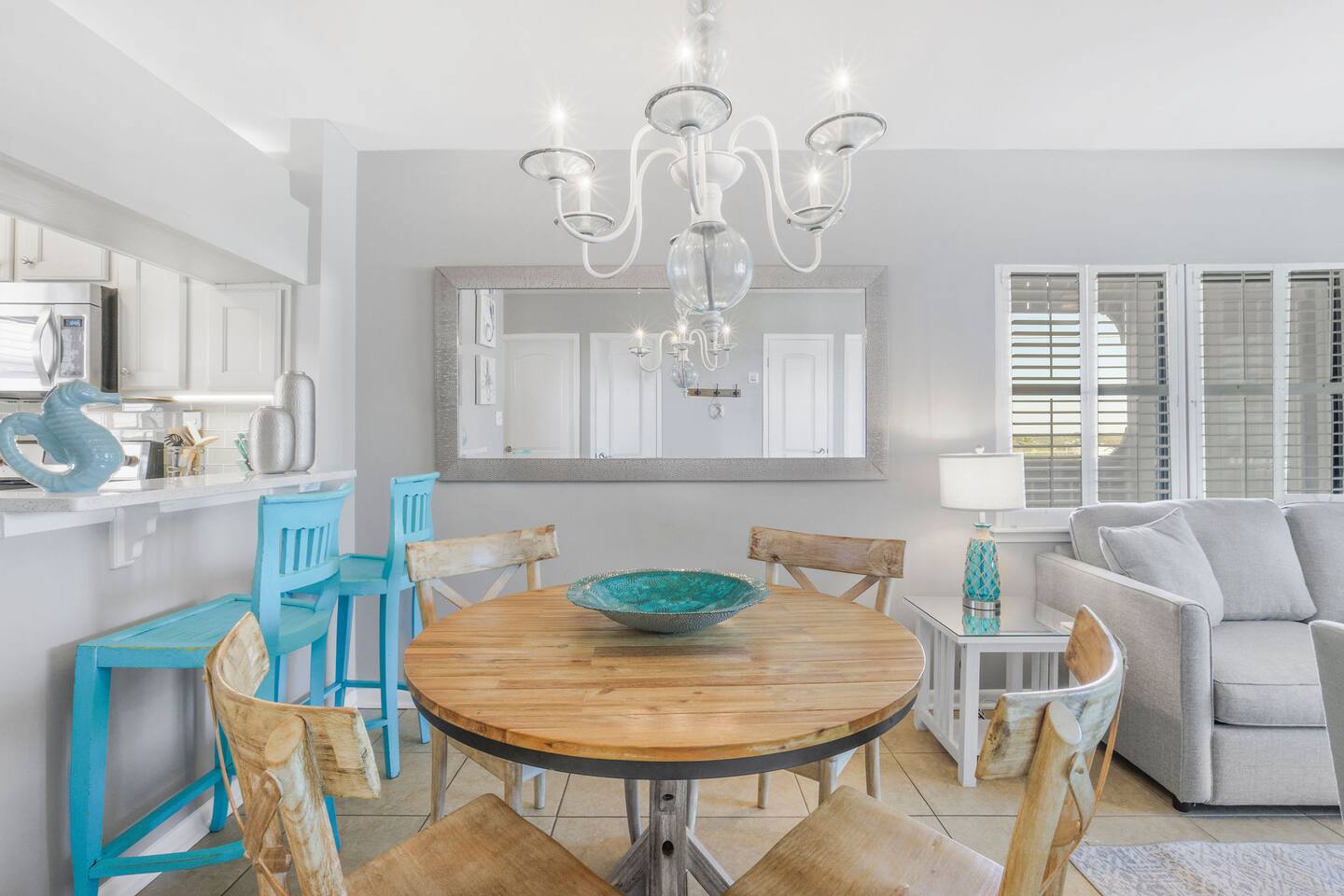 New! Beachfront - Gulf View - 2 Pools - BBQ!