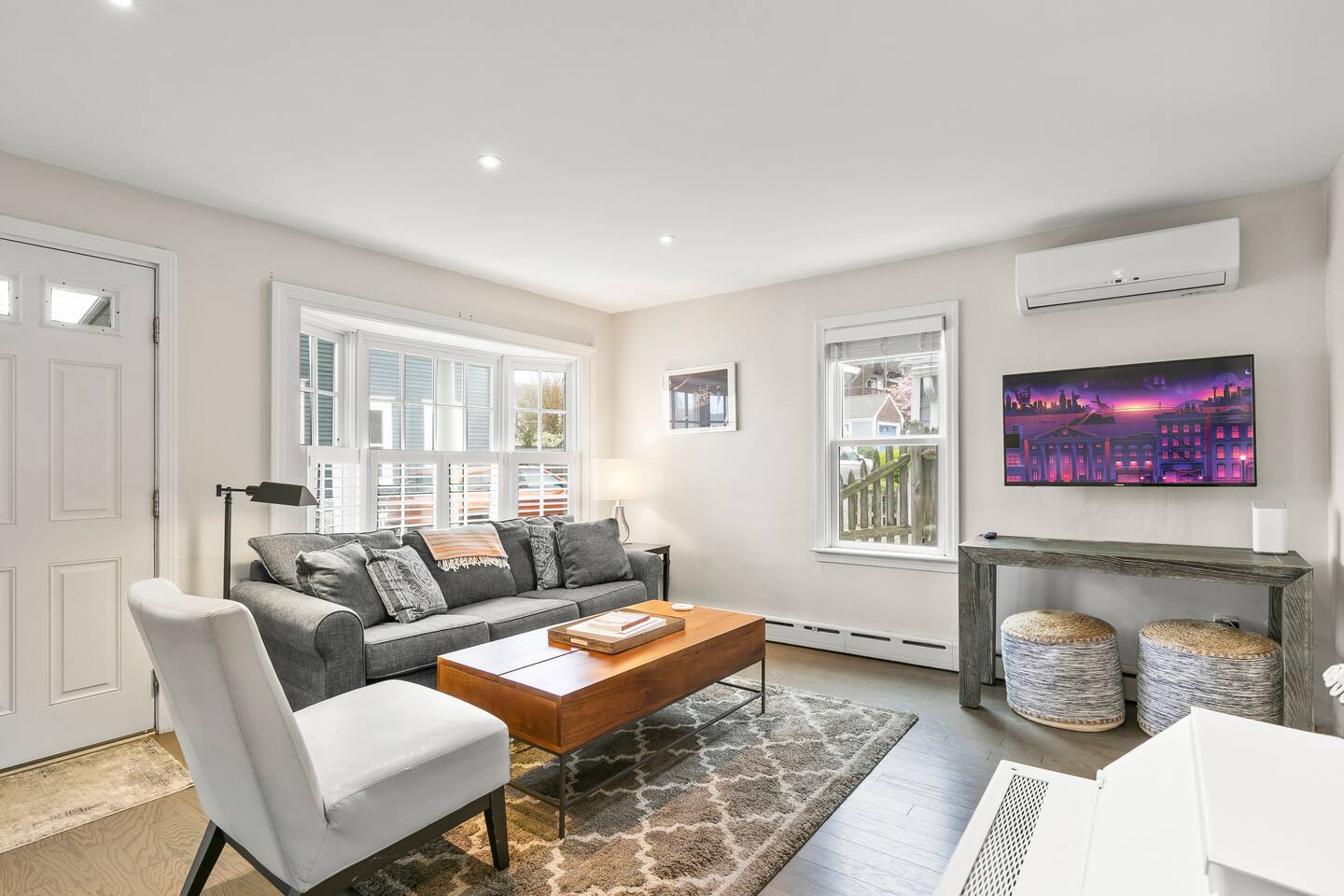 Dog-Friendly West End Home + Parking - Sleeps 6
