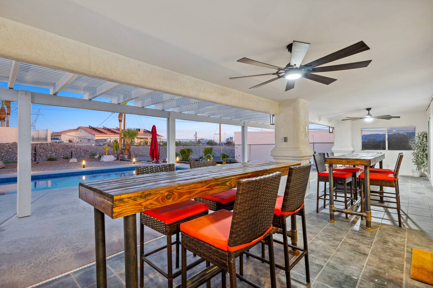 Arcade | Pool | Putt-Putt | Firepit | Sleeps 12