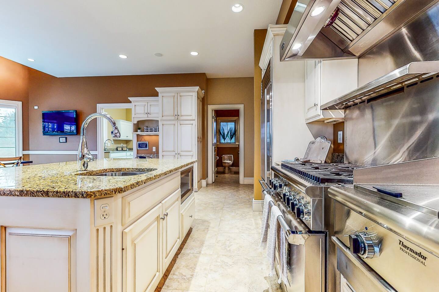 The Estate House-Timeless Elegance at 1885 Farms