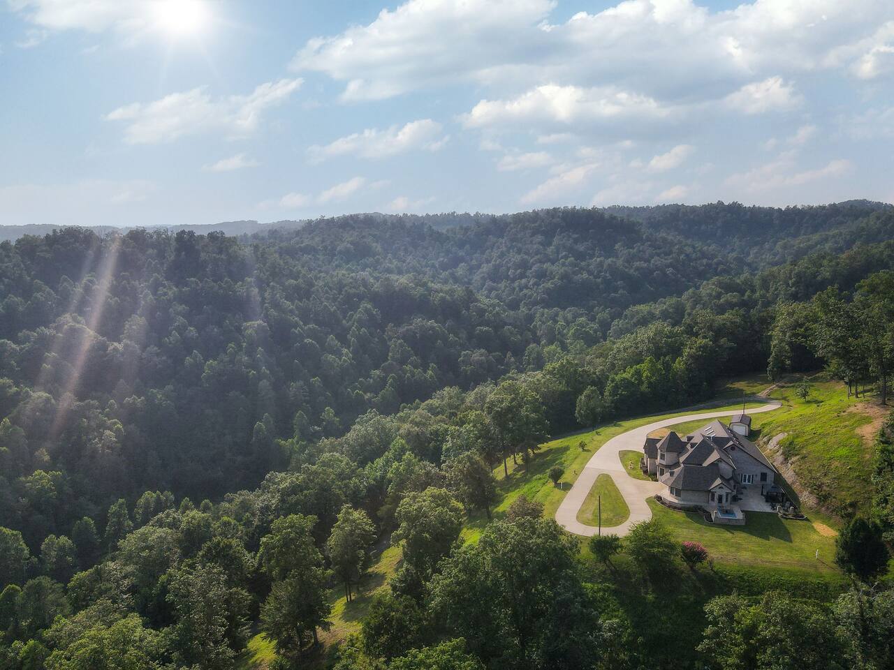 Hidden Acres Escape-A Bluegrass Retreat