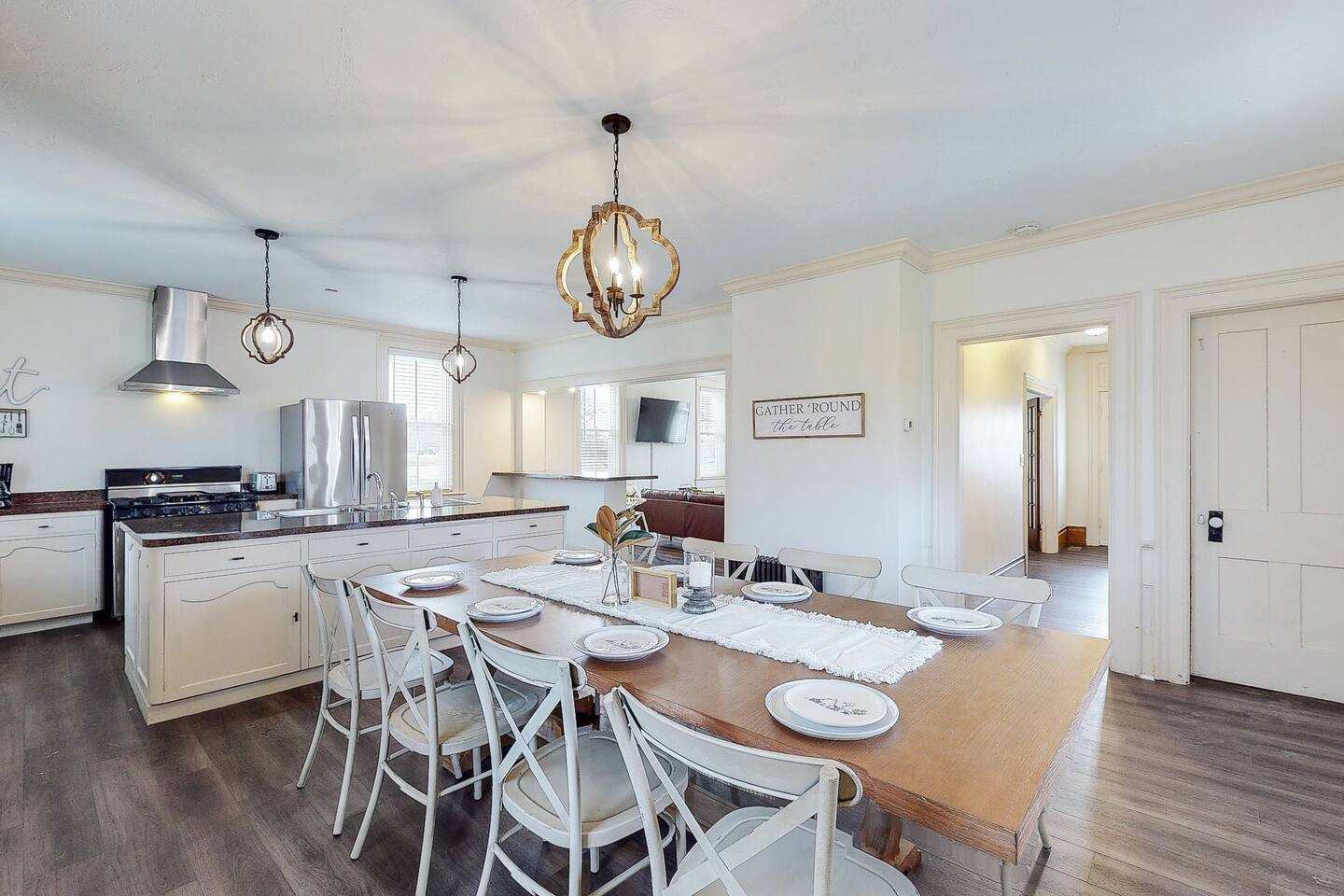 The Farmhouse at 1885-Where Past Meets Present — Navarre — vacation rental