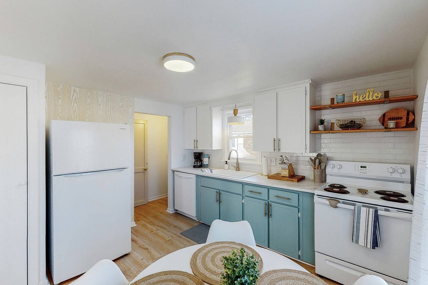 End Zone Escape-Light and Bright HOF Village Home — Canton — vacation rental