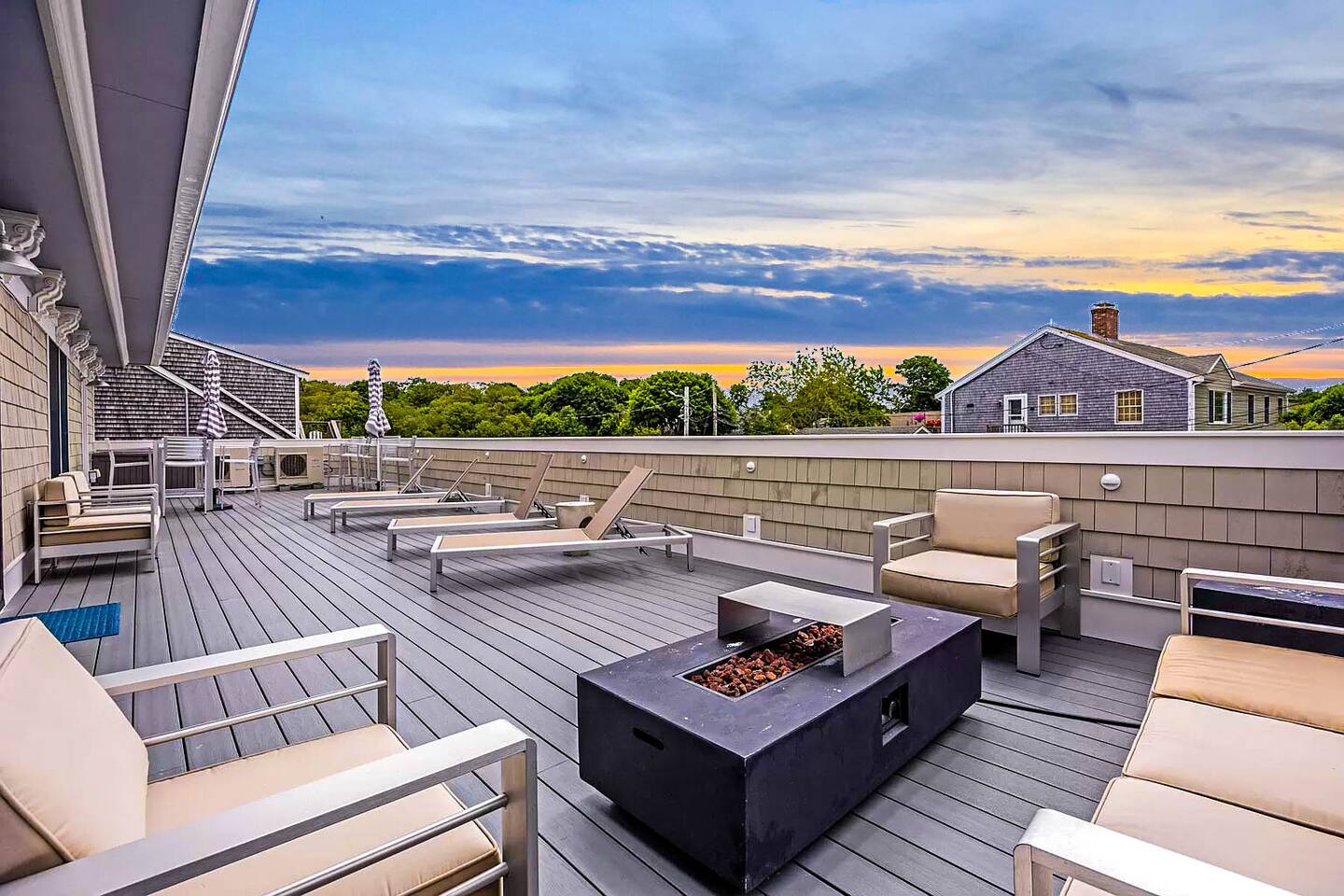 Stylish + Modern Central Ptown Condo + EV Charger