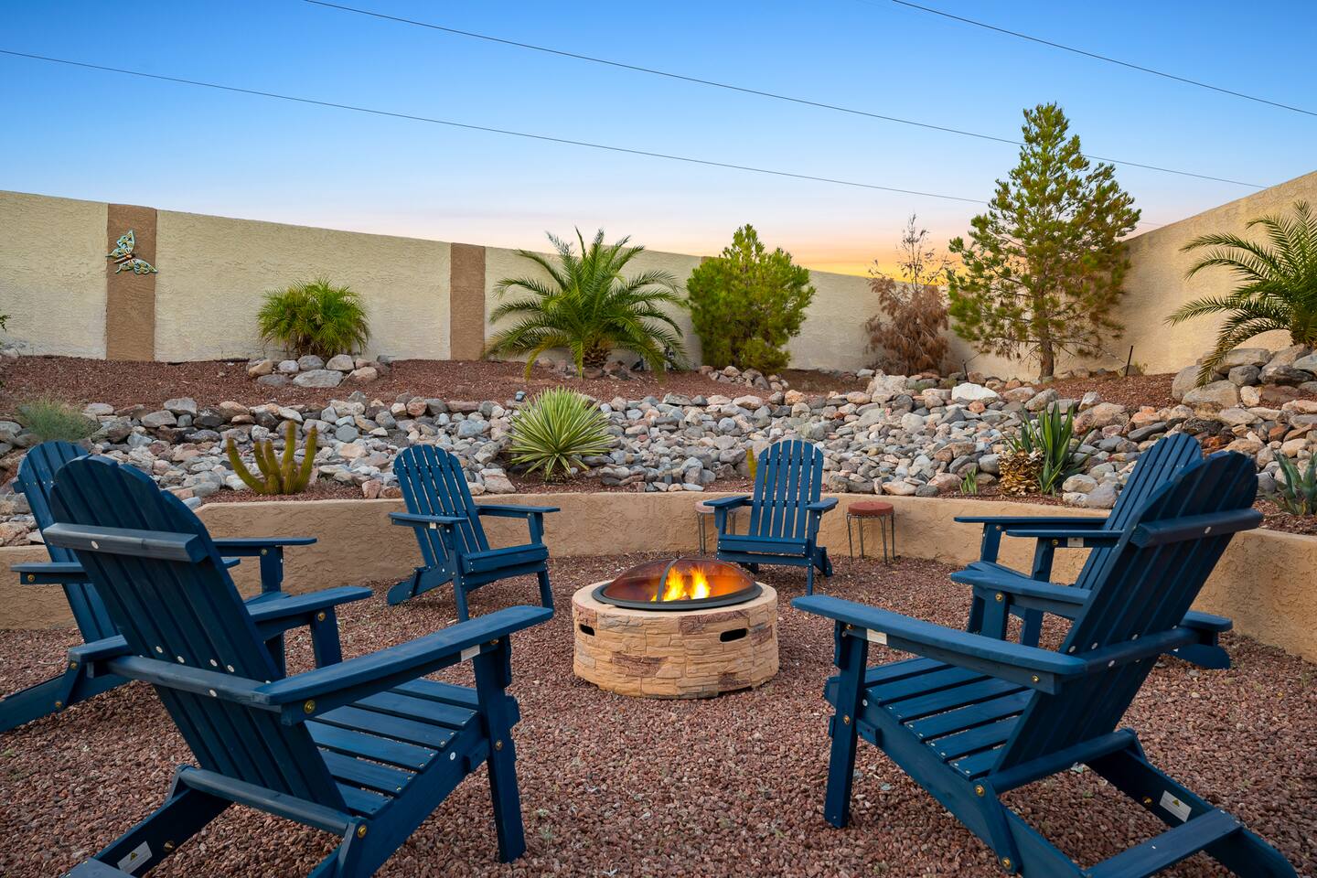 Pool | Firepit | Pool Table | 3 Bd | Sleeps 10