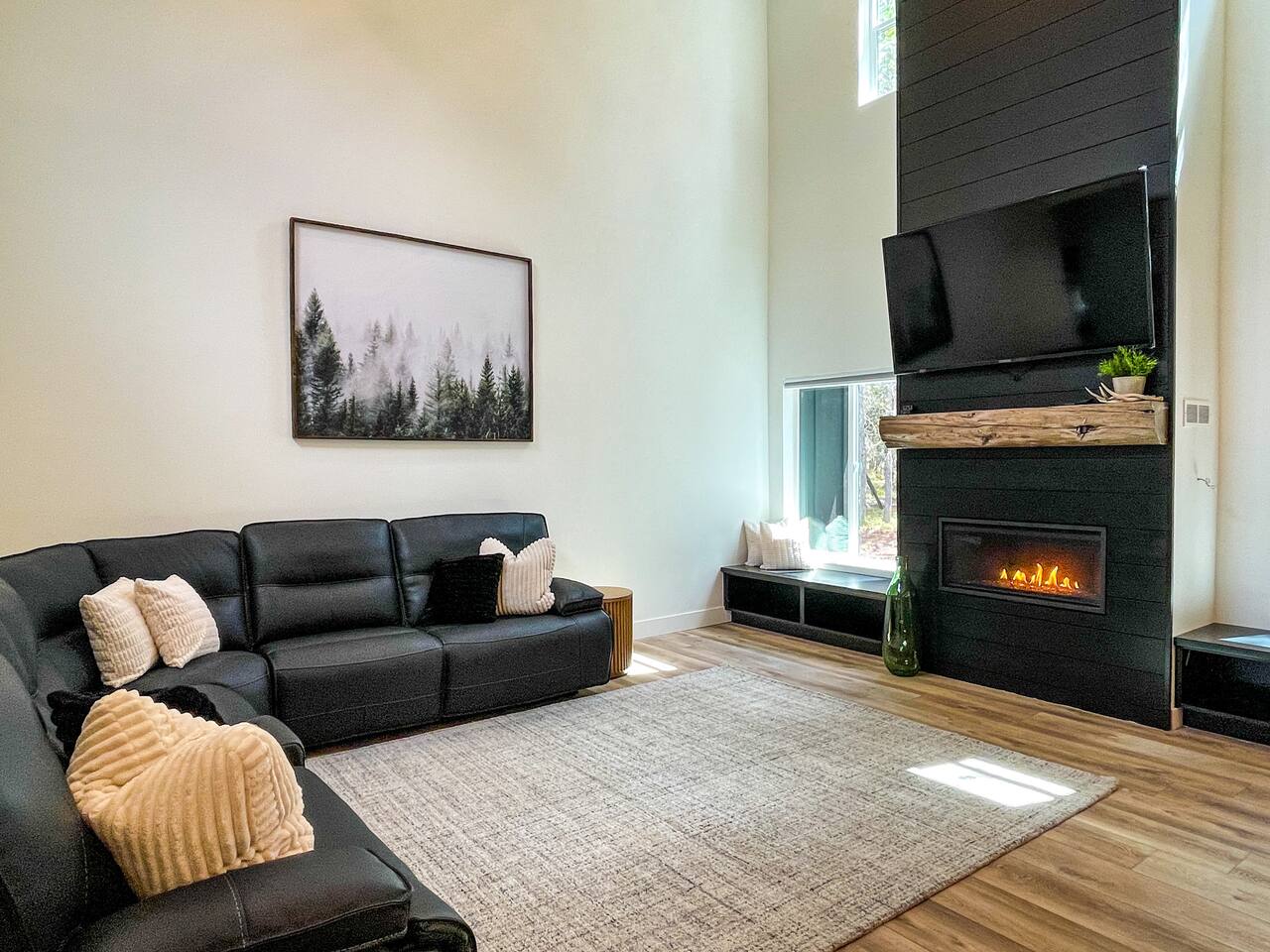 Evergreen Escape - lake access, fire pit, roomy!