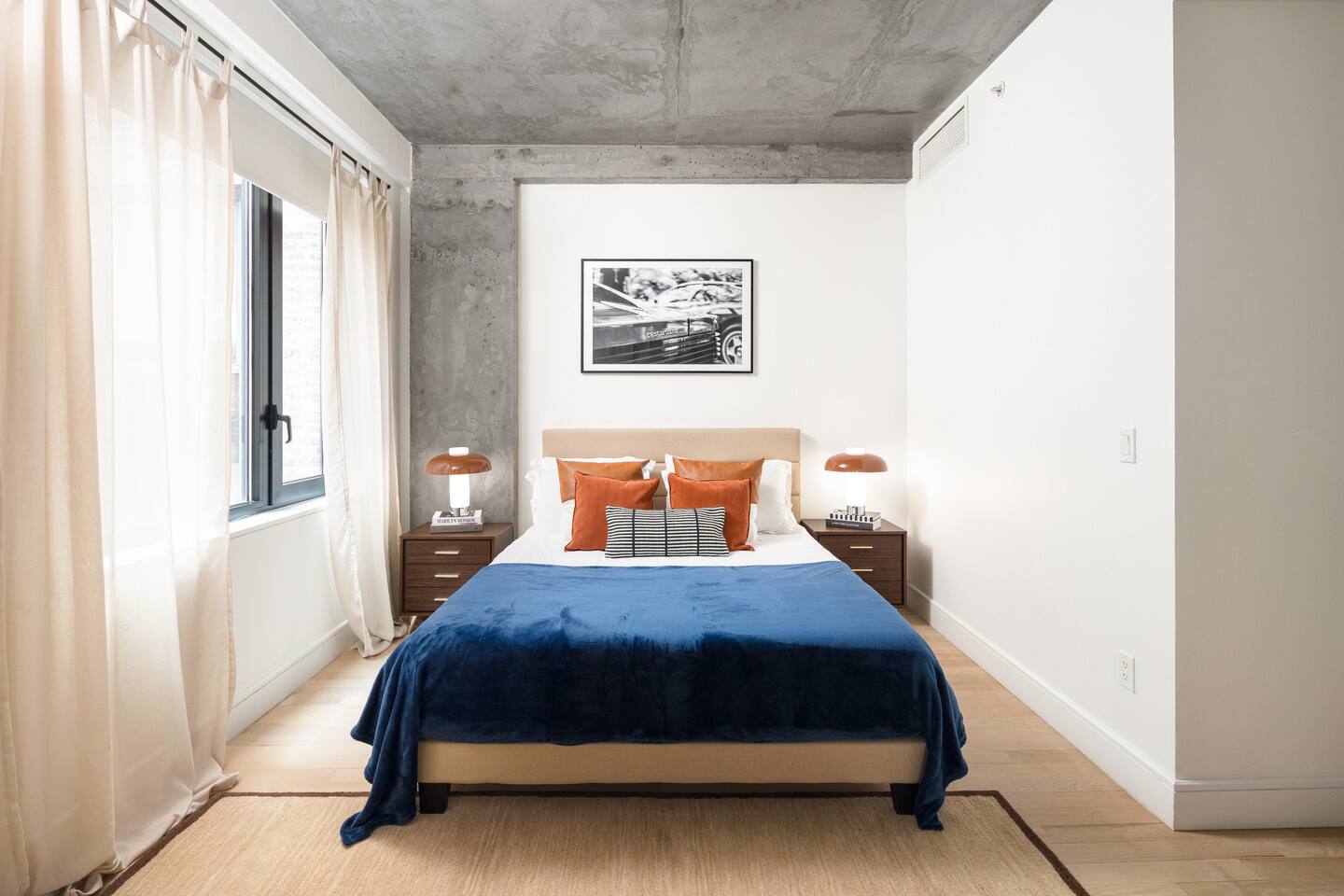 *Special Offer* Luxury Full Floor Chelsea 2BD W/D