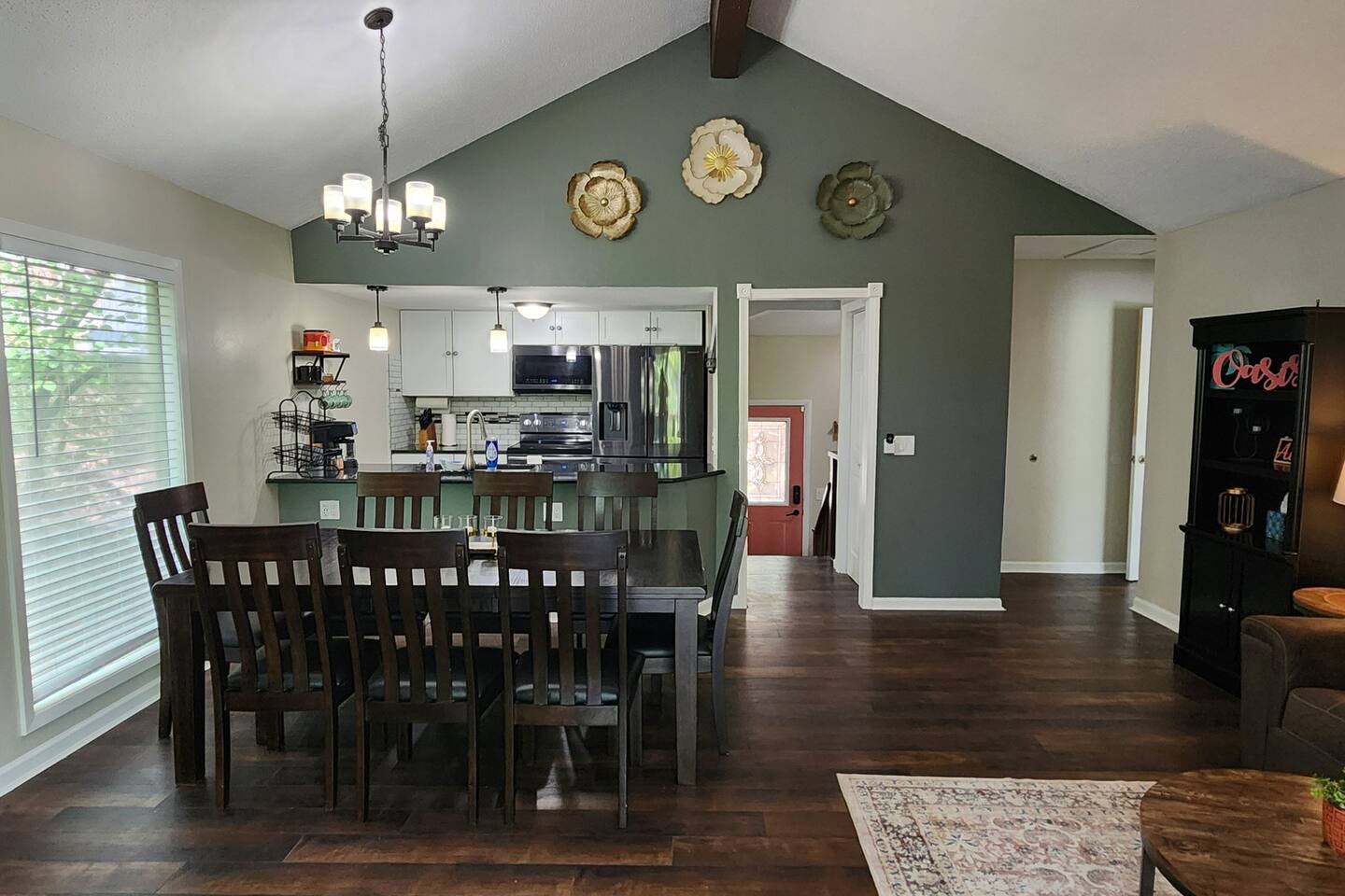 Aloha Forest Retreat, Dual Decks & Nature Views
