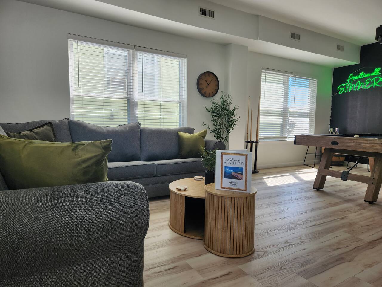 Whiskey Rose AC-New Renovation! With Pool Table!