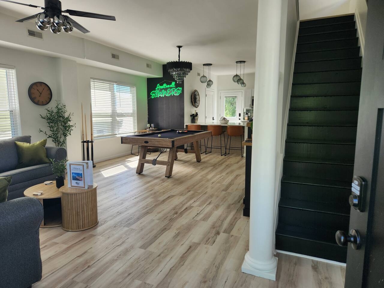 Whiskey Rose AC-New Renovation! With Pool Table!