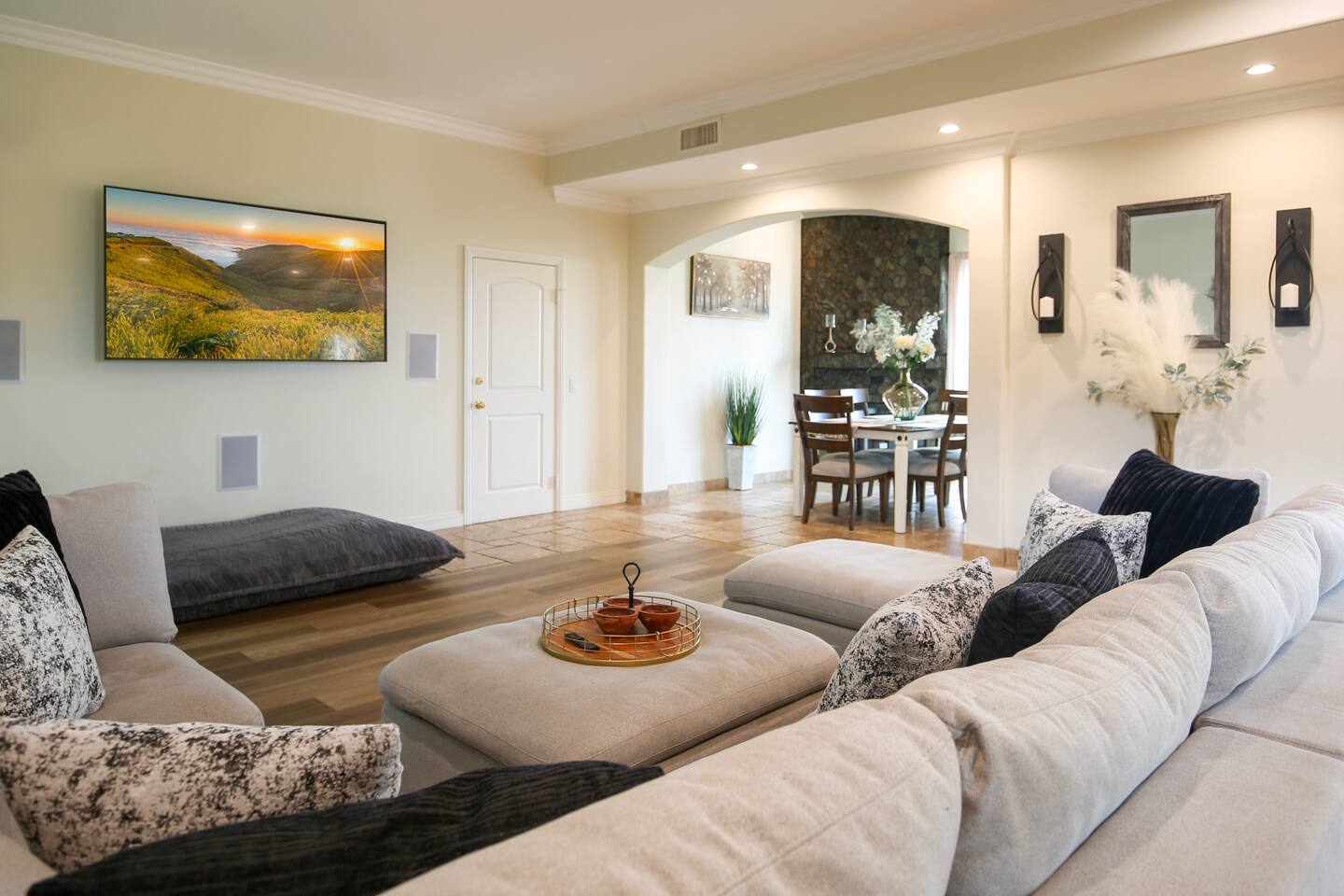 Hot Tub - HIGH-END - Views - Game Room - Ensuites