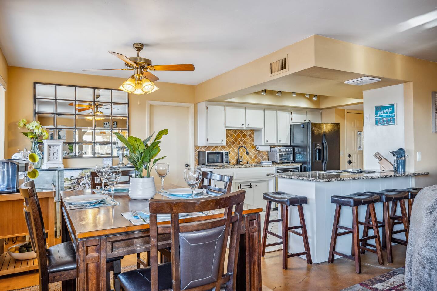 "Havasu Meadows" l 3bd l 3ba l Pool l BBQ