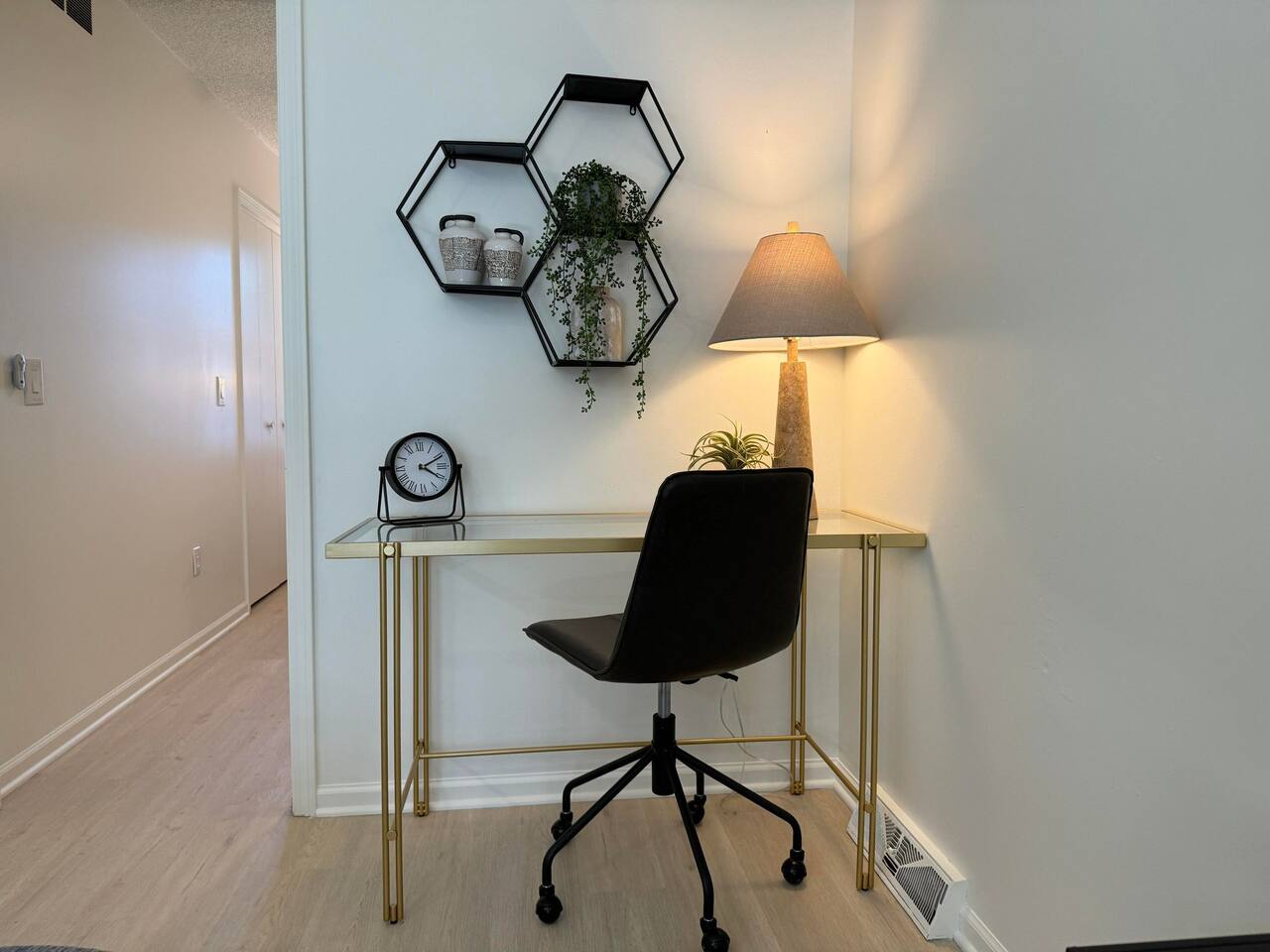 Saugatuck - 2 Bedroom - Sleeps 6