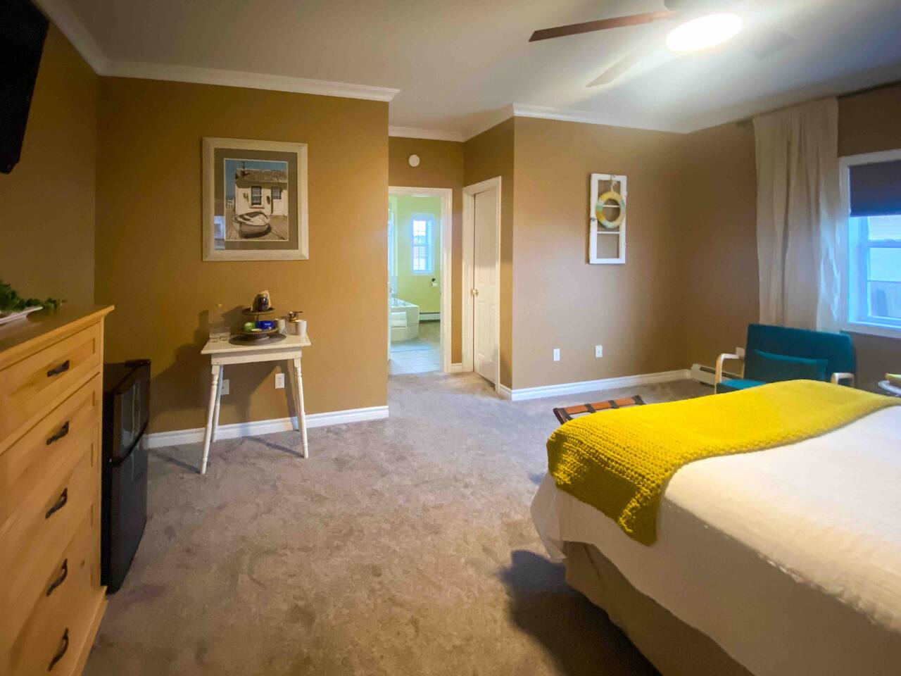 Seabreeze Suite at Seabreeze Inn.