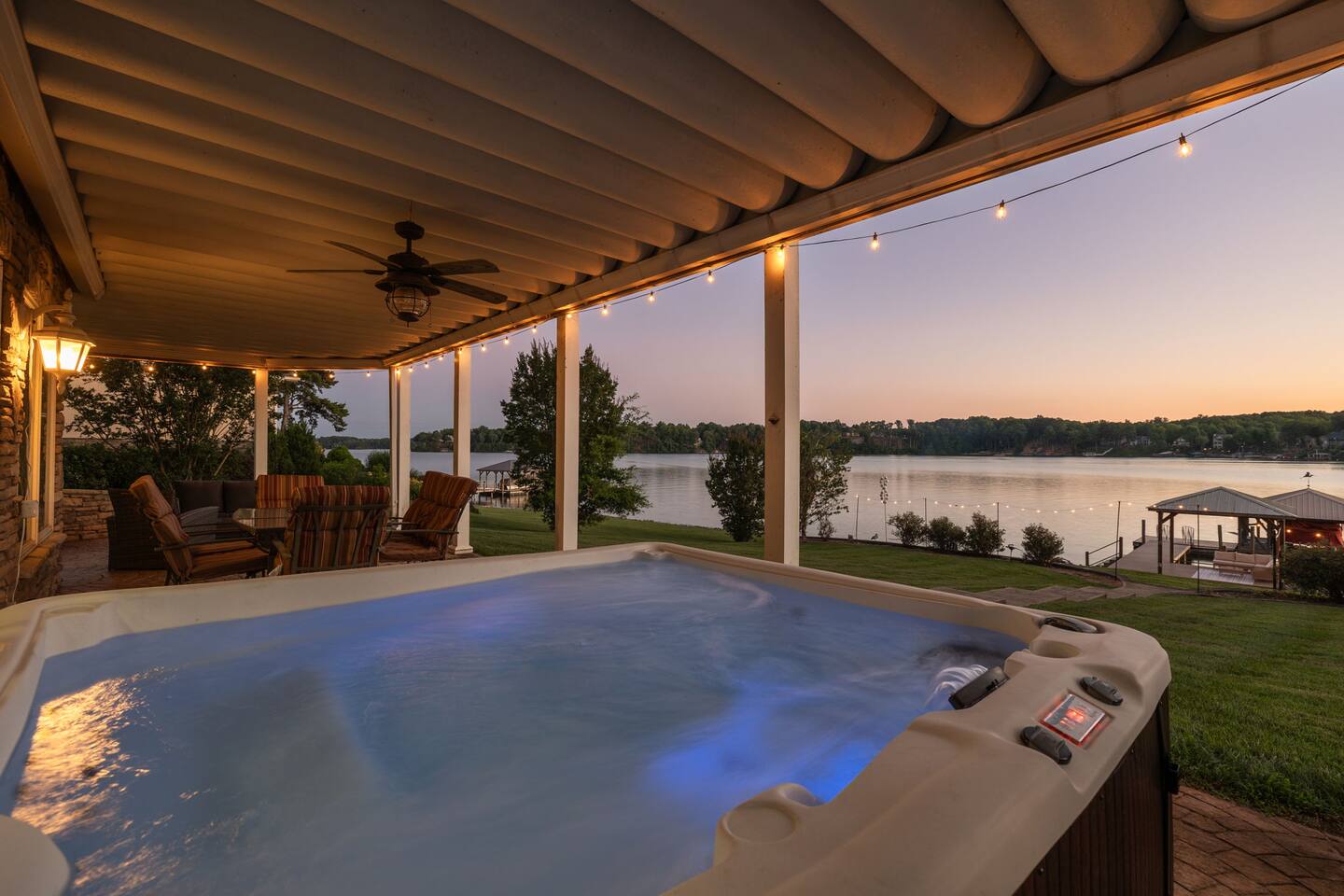 Laurel Cove