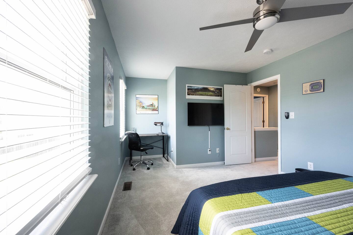 Downtown Westfield / Sleeps 11 / Near Grand Park