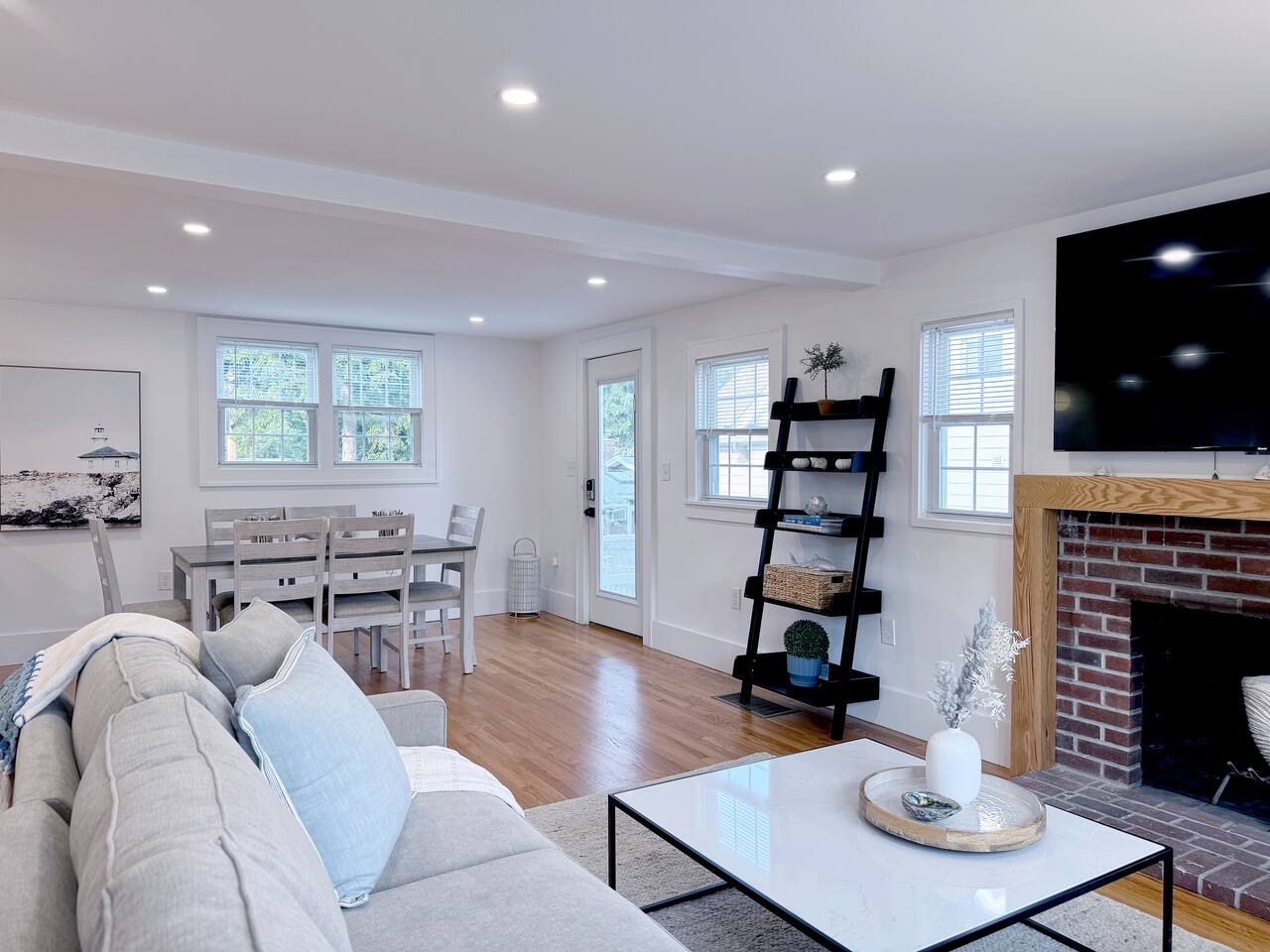 4th of July Availability! Walking Distance to Dock