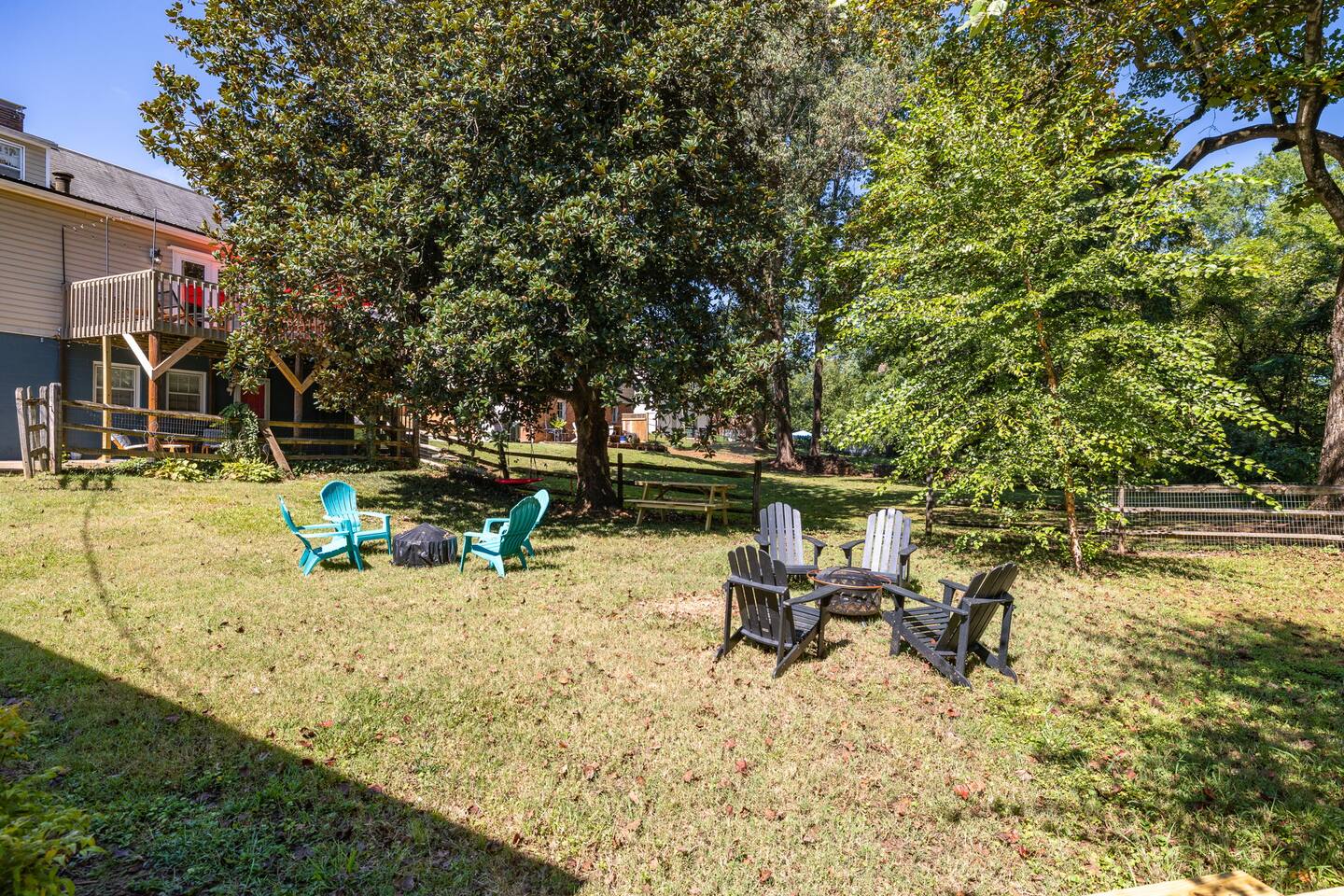 Bright 7BR Retreat in Burlington | Private Creek