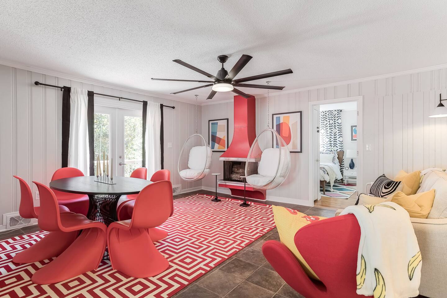 Bright 7BR Retreat in Burlington | Private Creek
