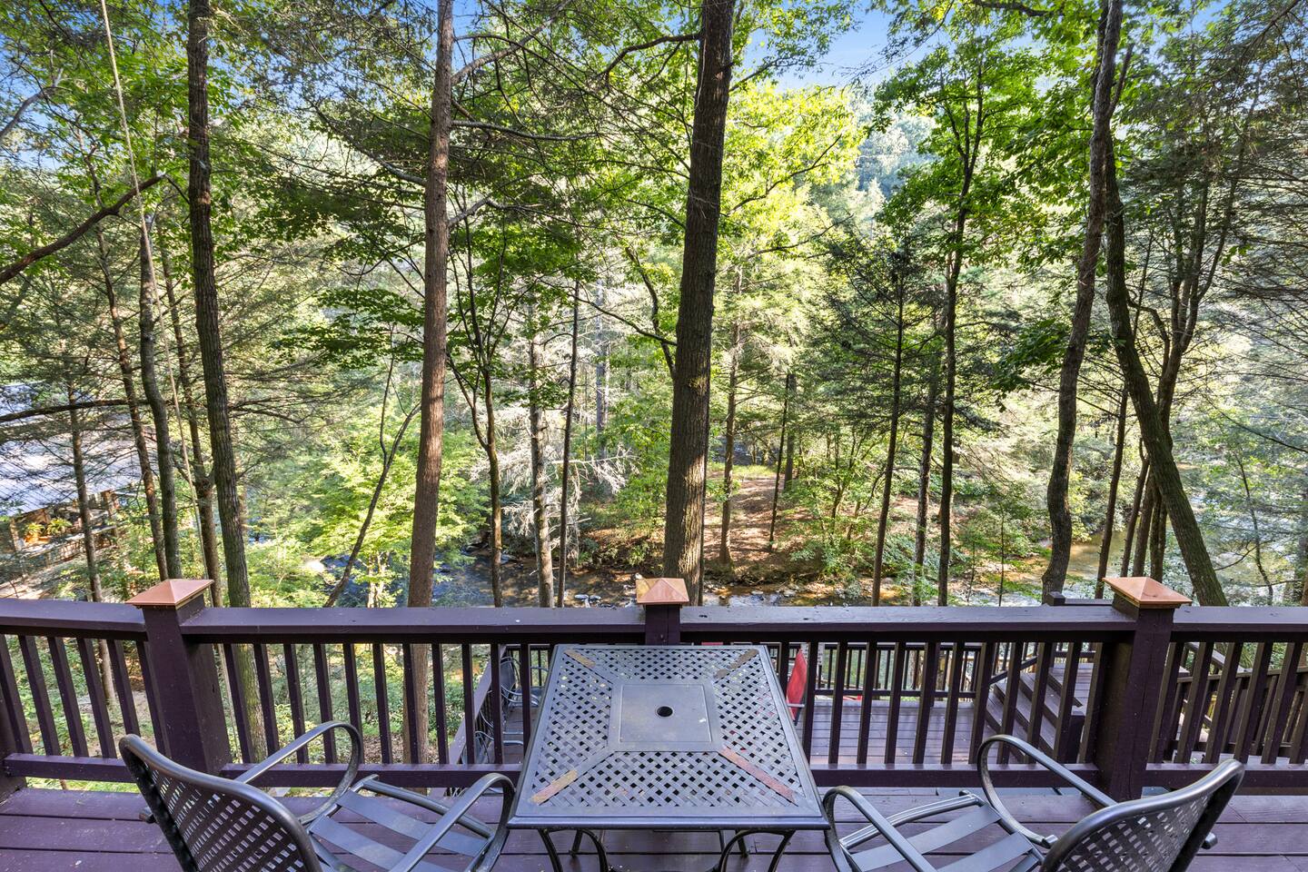 Private Cabin On River! HotTub, Fire Pit, Fishing