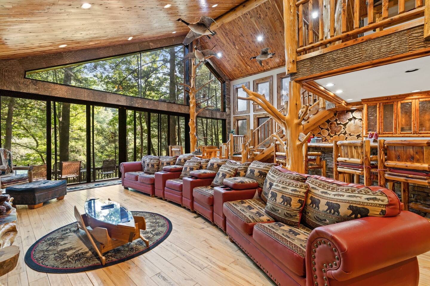 Private Cabin On River! HotTub, Fire Pit, Fishing