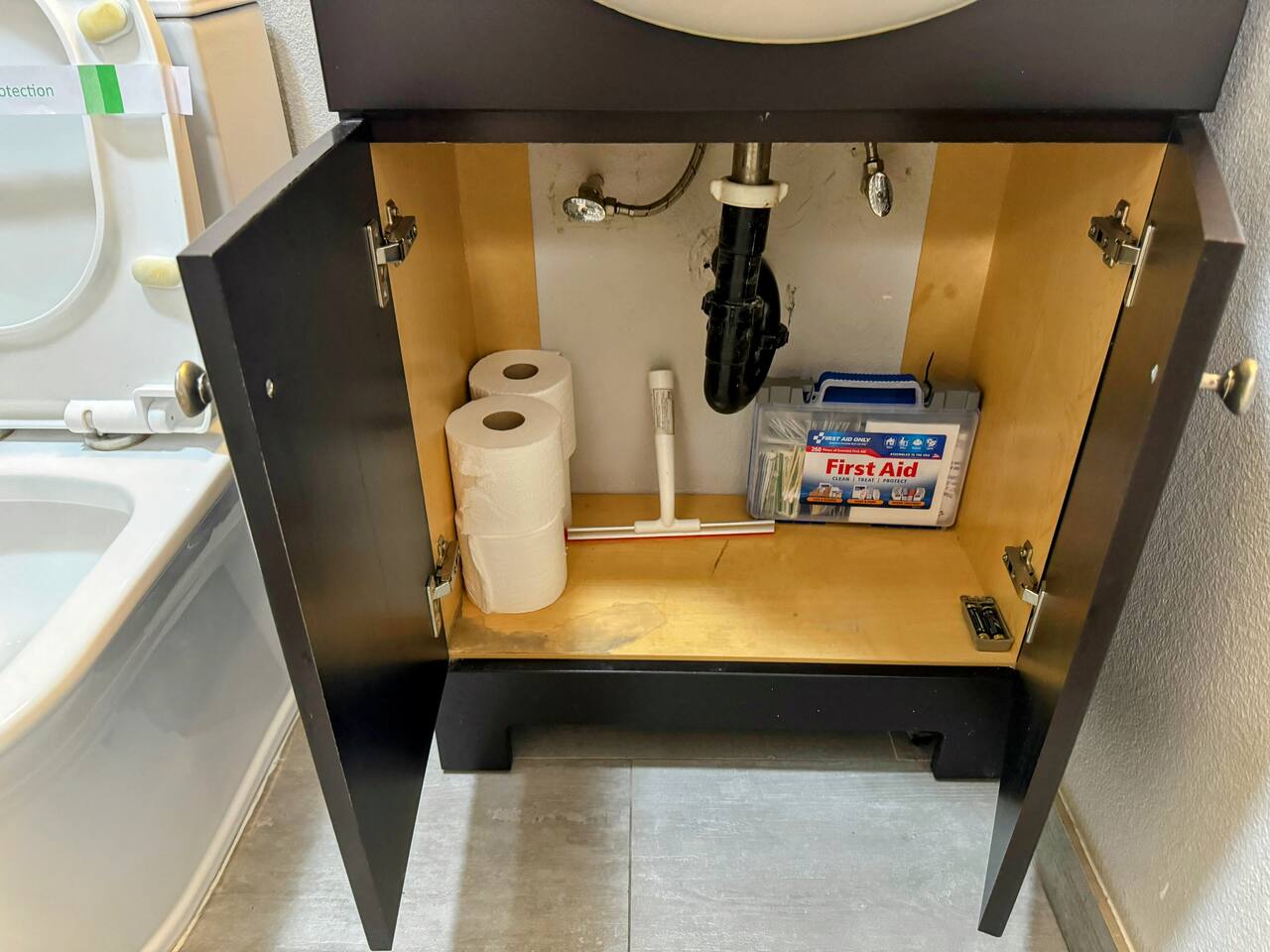 Modern condo near Fremont Street