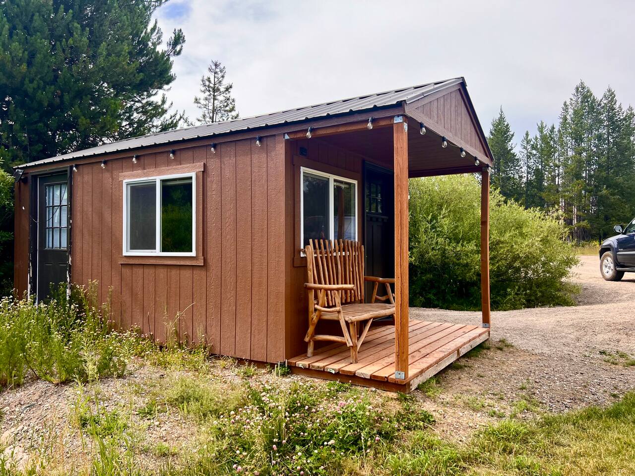Ho’ Down Hut in Island Park, ID