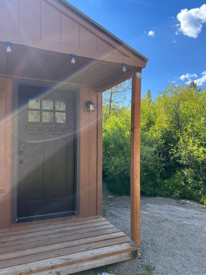 Ho’ Down Hut in Island Park, ID