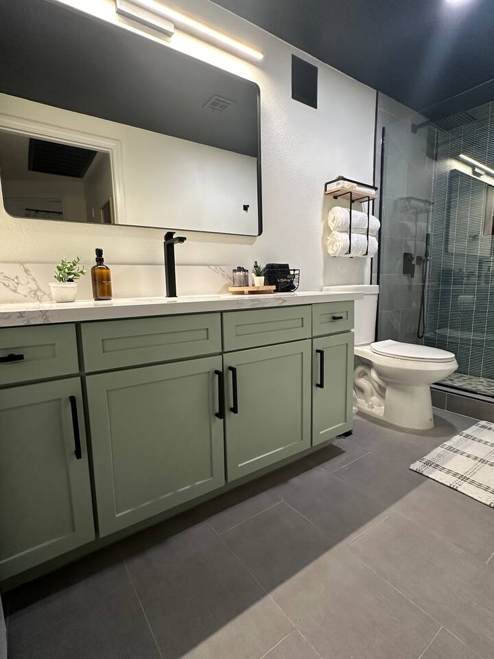 Chantilly N' Sage Villa * Beautifully remodeled