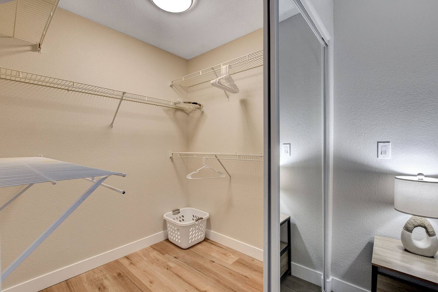 Chantilly N' Sage Villa * Beautifully remodeled