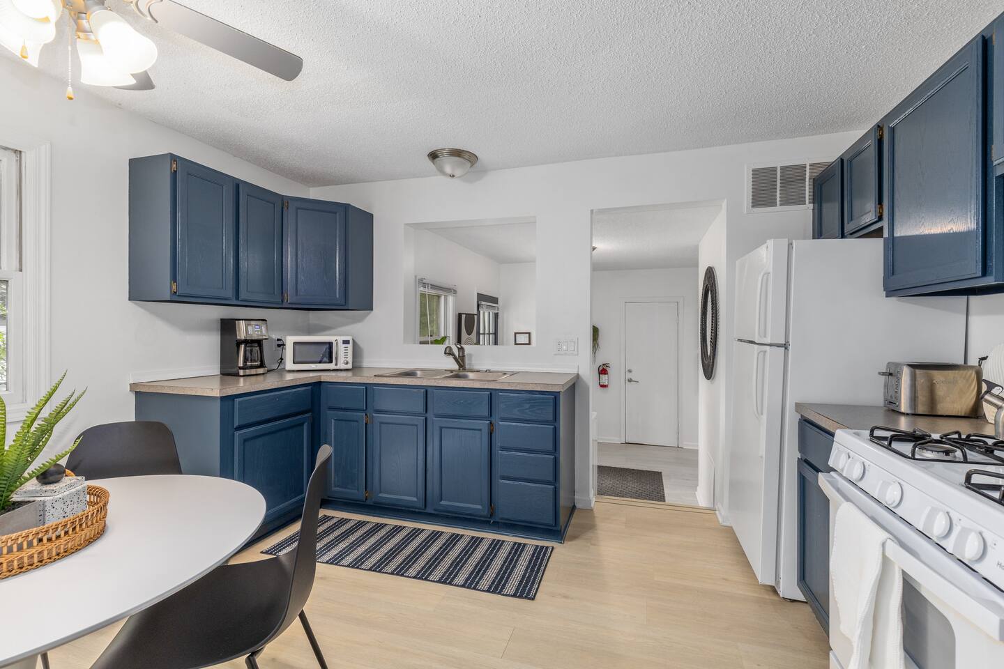 Saugatuck - 1 Bedroom - Sleeps 4