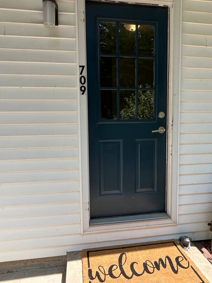 Saugatuck - 1 Bedroom - Sleeps 4