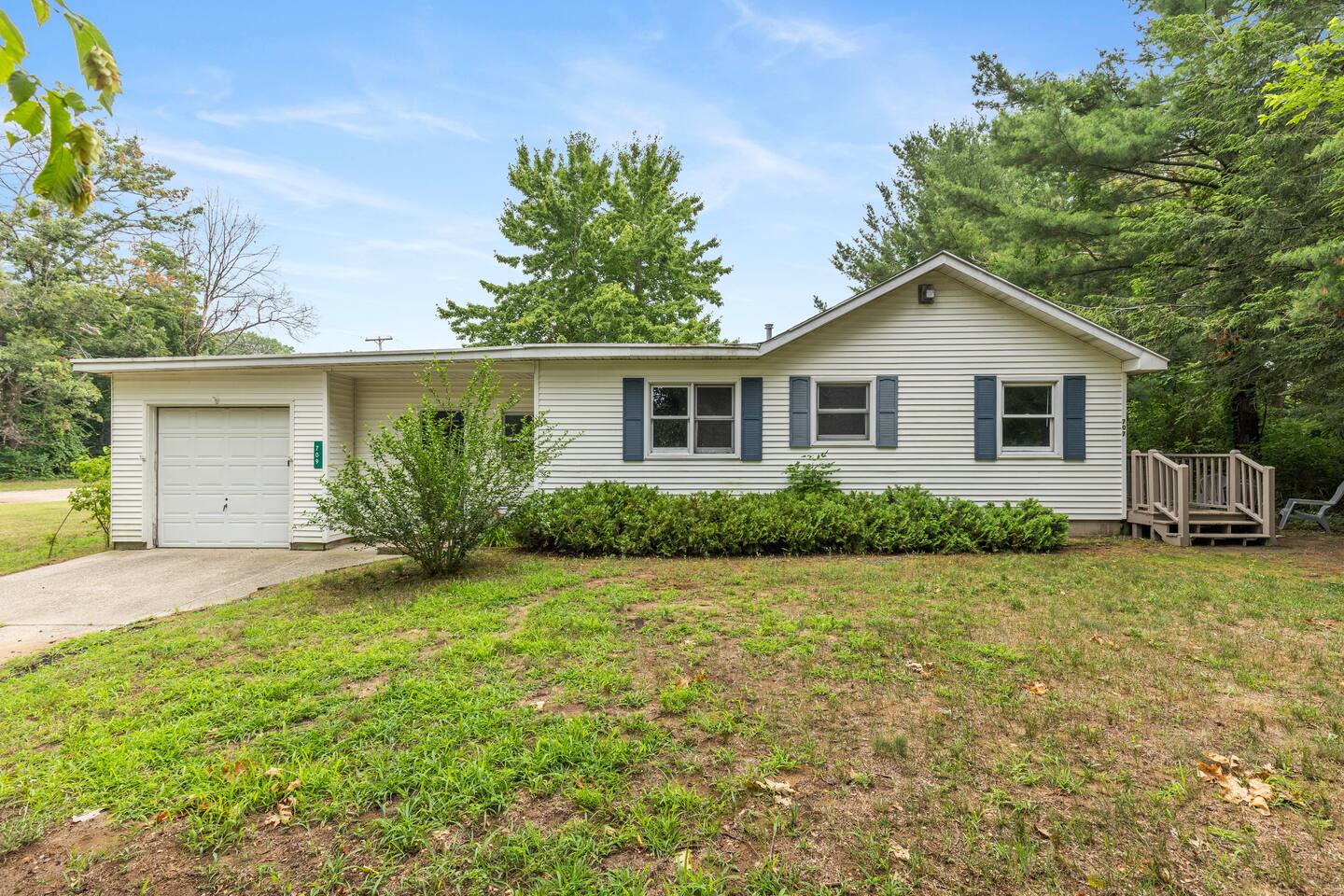 Saugatuck - 1 Bedroom - Sleeps 4