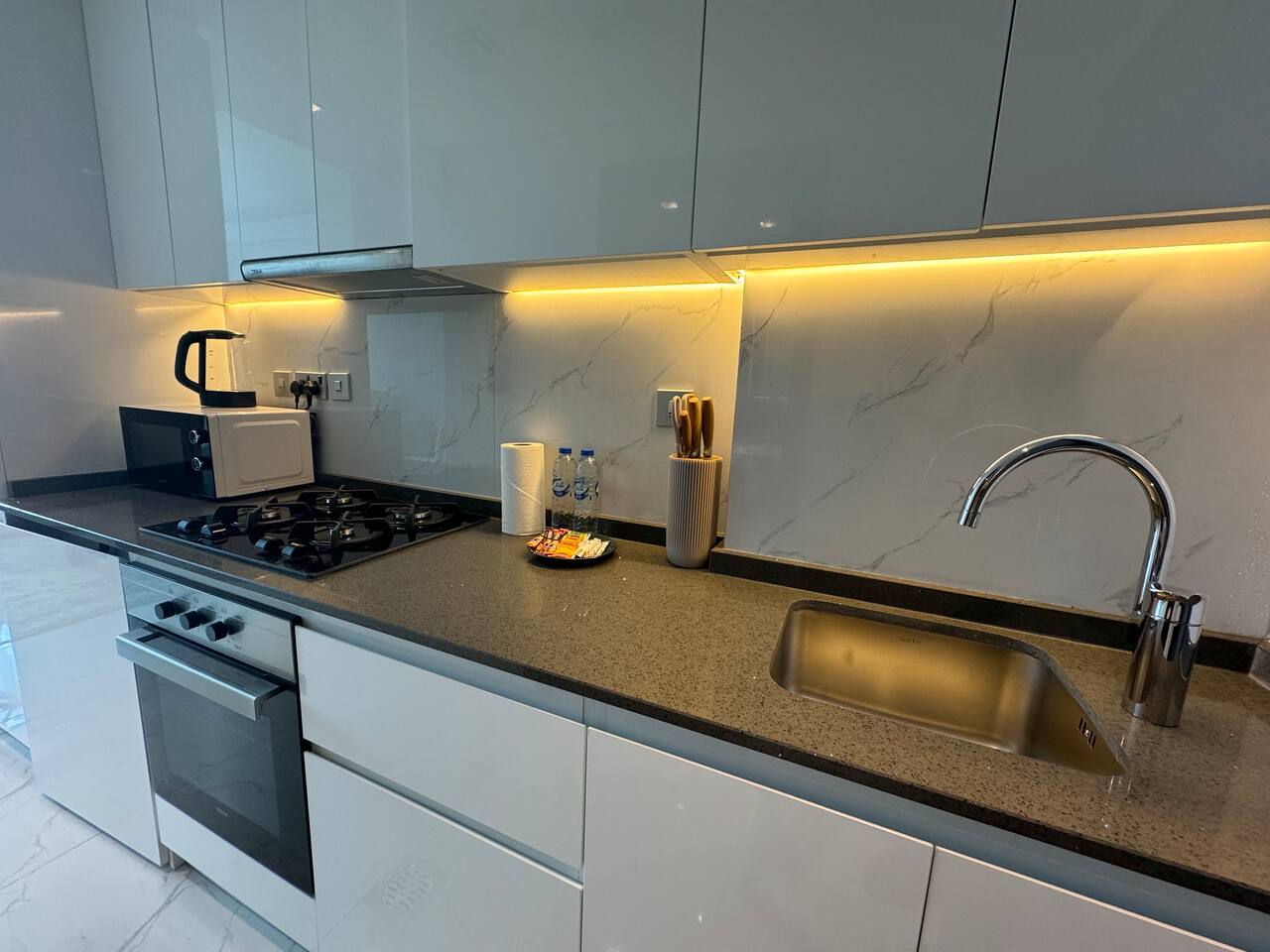 ASHRI HH Elegant Condo, Beautiful View in Arjan