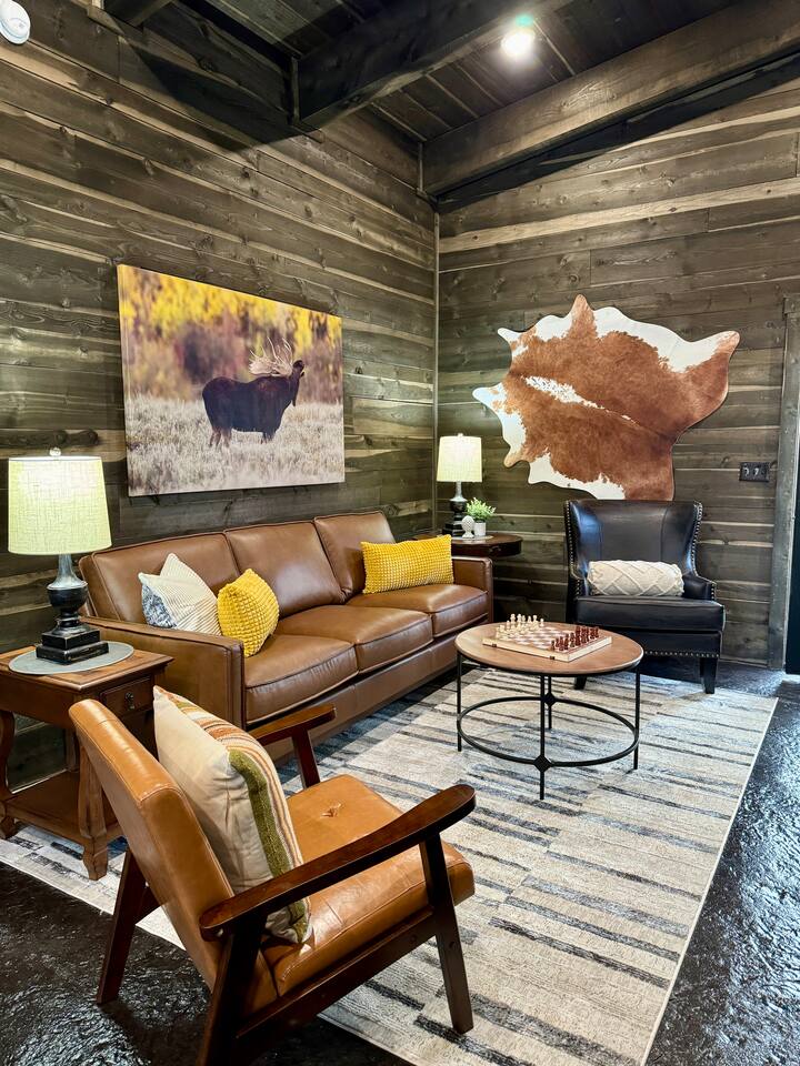 Pinion Pine Chalet #5 NEW/2 Bdr/1 Bth/AC/WiFi — Island Park — vacation rental