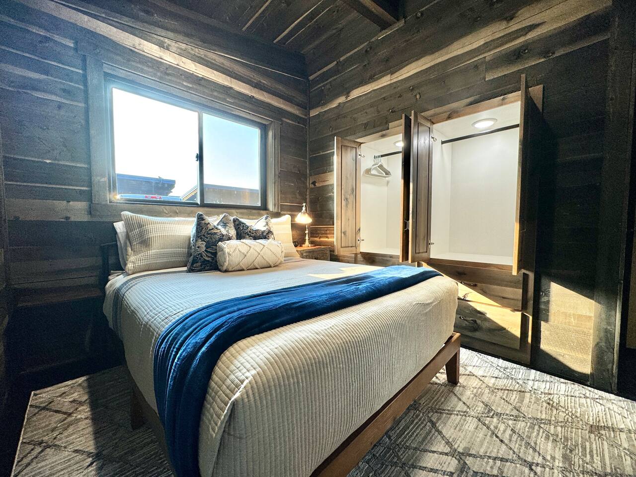 Pinion Pine Chalet #5 NEW/2 Bdr/1 Bth/AC/WiFi